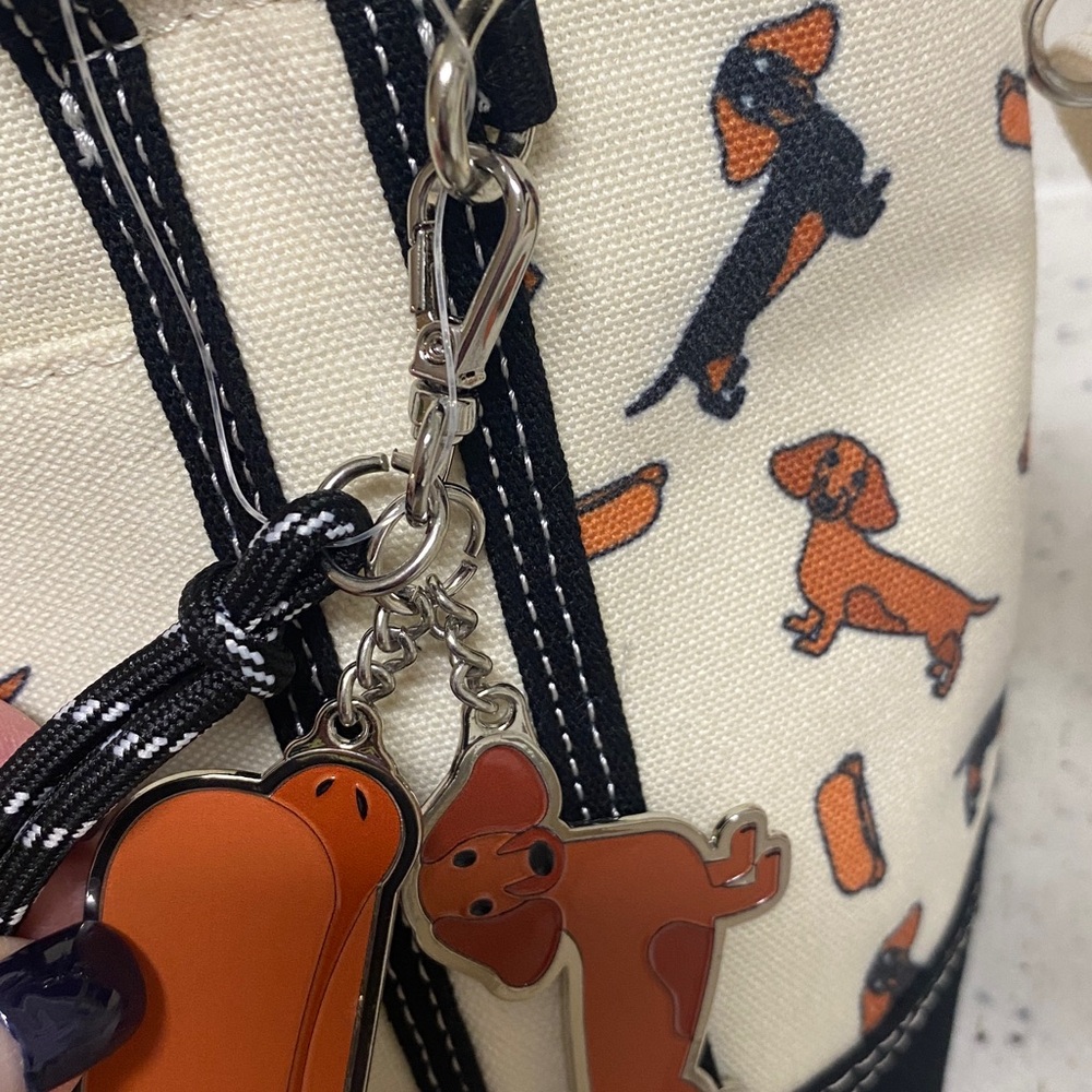 NWT.  Aeropostale, canvas, dachshund handbag. - Picture 9 of 15